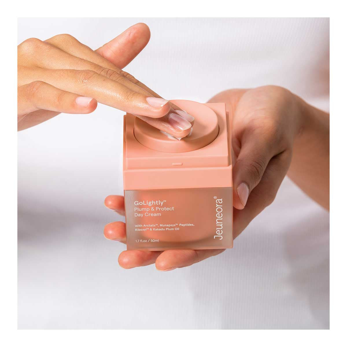 Jeuneora GoLightly Plump & Protect Day Cream _3