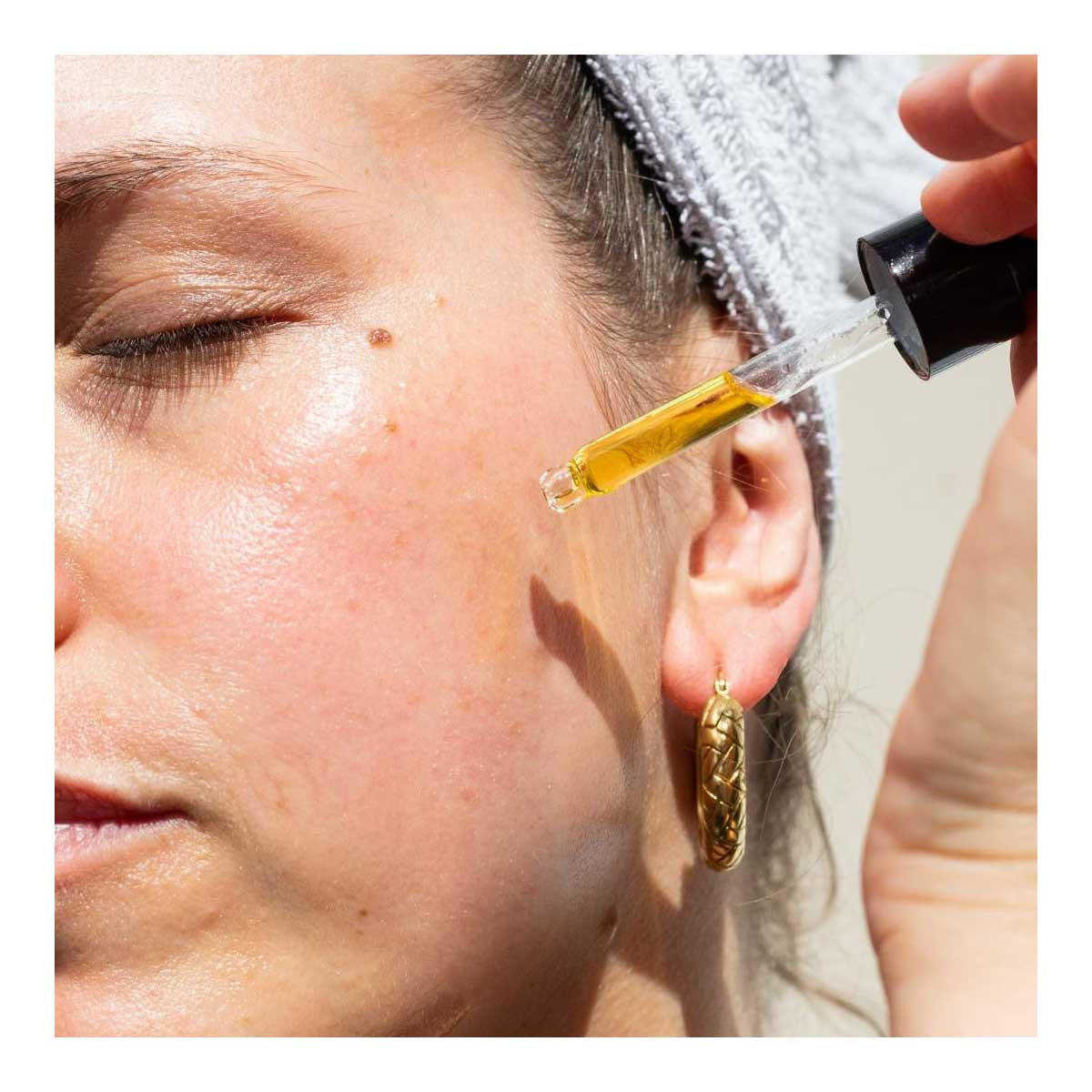 ManukaRx Dry Skin Oil_4