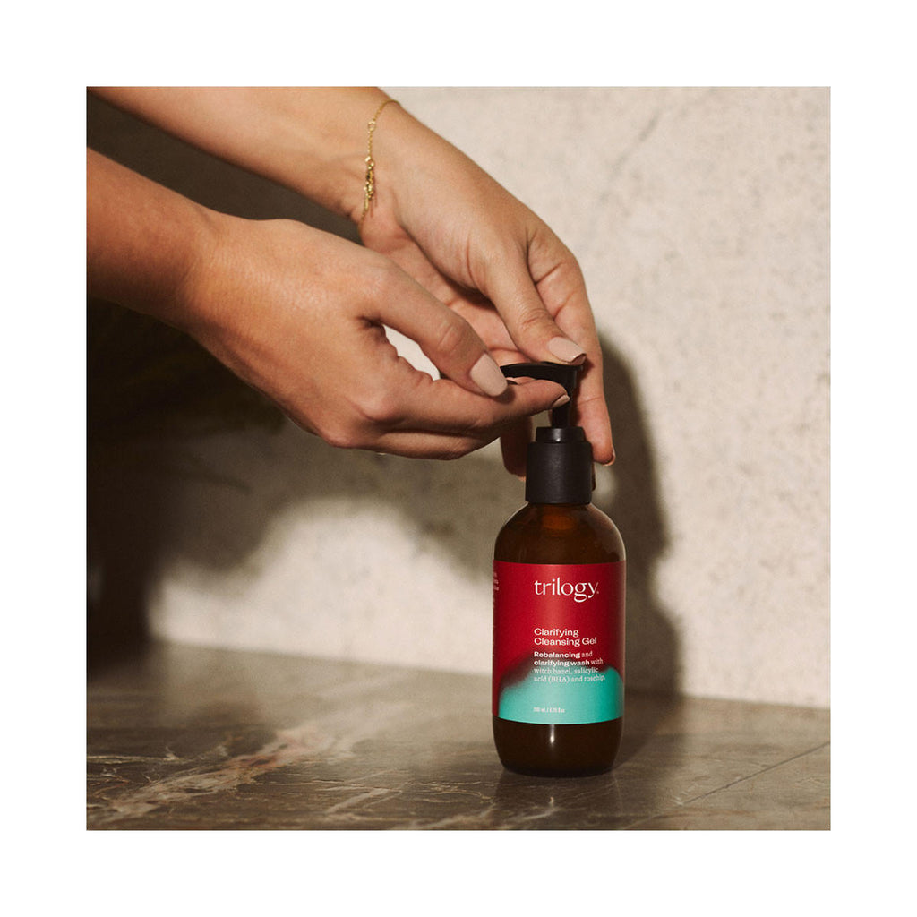 Trilogy Clarifying Cleansing Gel_3
